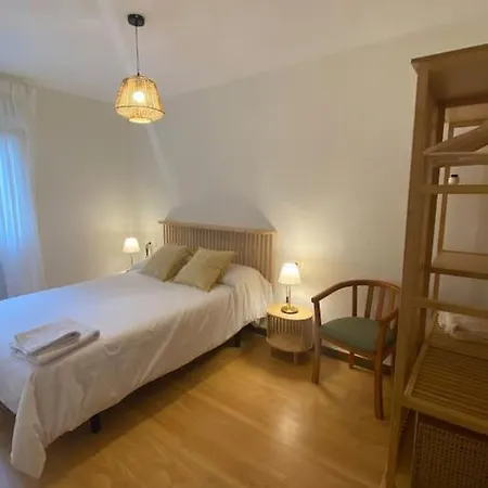 Apartment Comodo En *